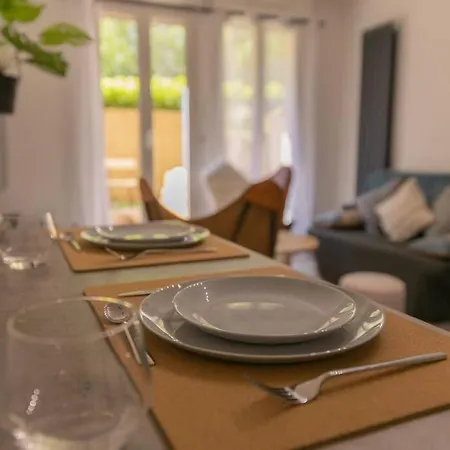 Superbe Plein Centre Avec Parking&jardin Metz